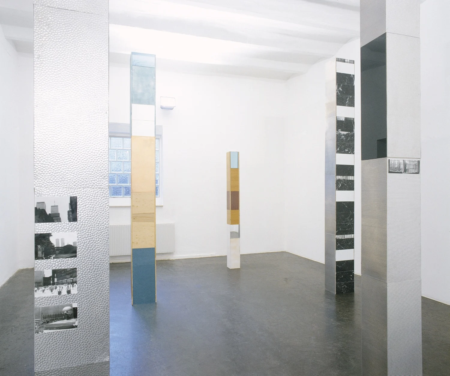 Neue Arbeiten — Isa Genzken — Exhibitions — Galerie Buchholz — Image 04