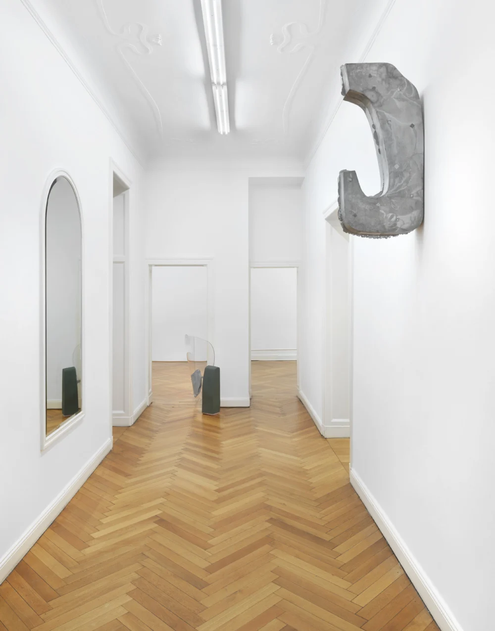 Vitrine Rafraîchirée — Nairy Baghramian — Exhibitions — Galerie Buchholz — Image 04